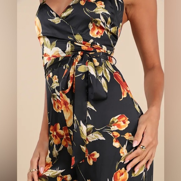 Lulu’s Chic Importance Black Floral Satin Backless Wide Leg Jumpsuit - Picture 4 of 11